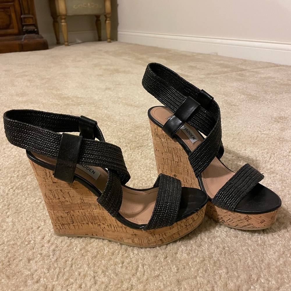 Black Steve Madden wedges